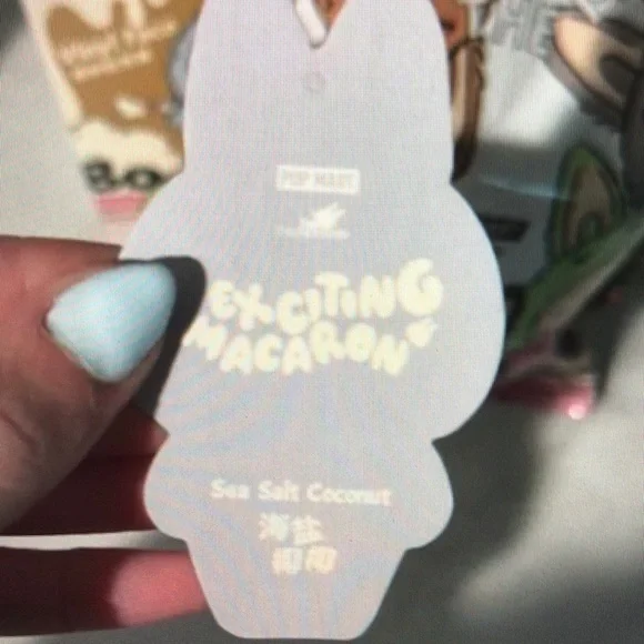 Pop Mart Excited Macaron Vinyl Face Mask - Picture 2 of 3